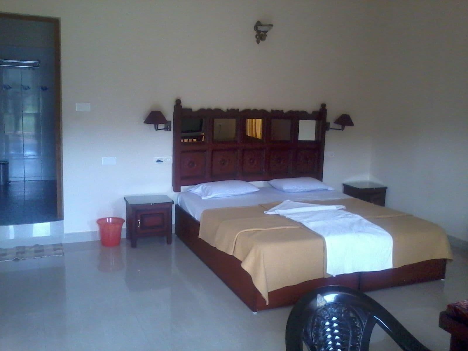 Jungle Palace Homestay Thekkady Extérieur photo